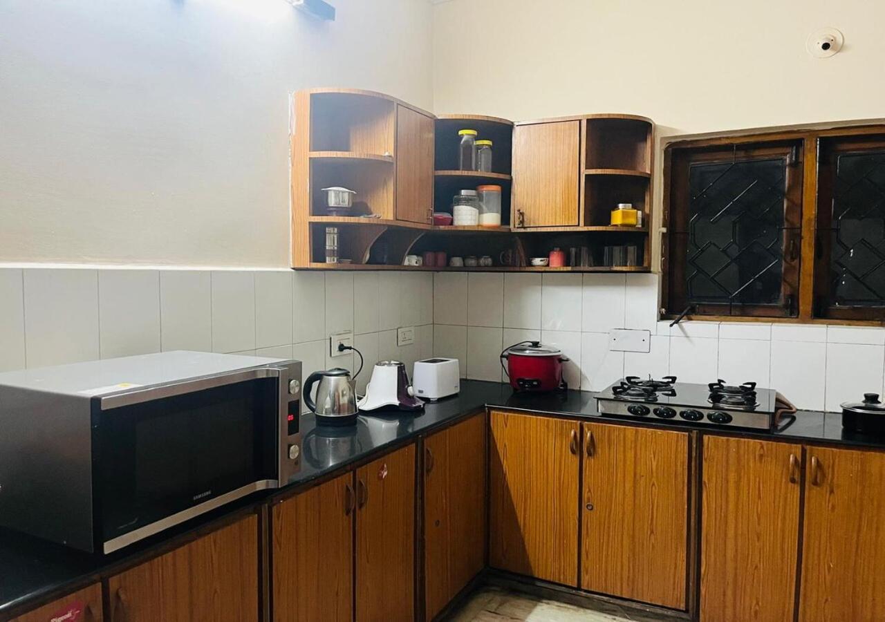 Best Individual Home Stay Near Apollo Jubilee Hills Хидерабад Екстериор снимка